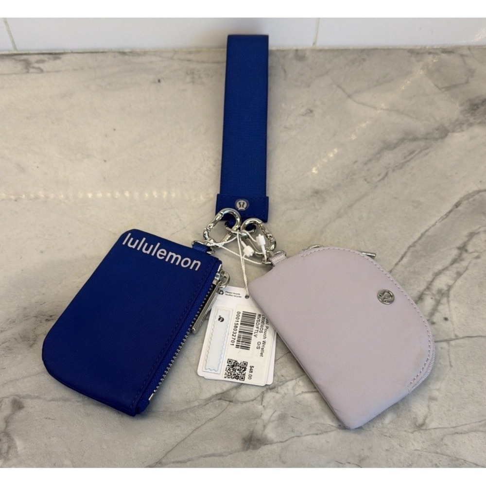 Lululemon Dual Pouch Wristlet Faint Lavender/Grape Mist NWT